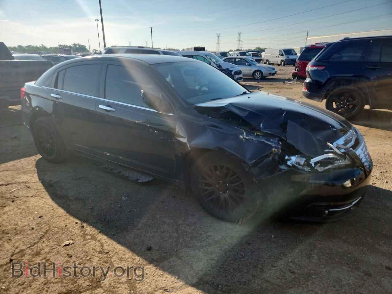 2013 CHRYSLER 200 - VIN: 1C3CCBCG7DN539947 - Photo 4
