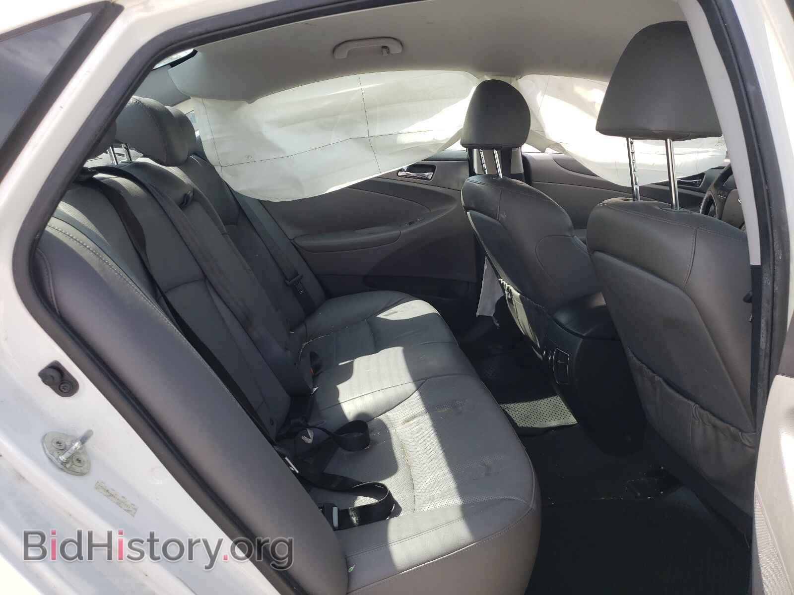2012 HYUNDAI SONATA - VIN: KMHEC4A45CA037027 - Фото 6