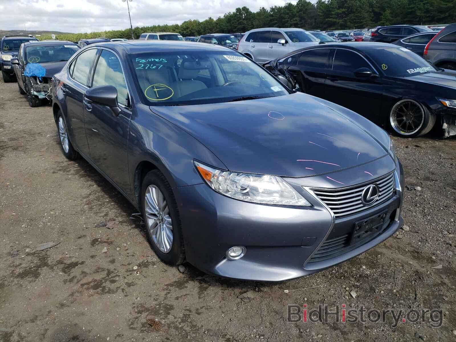 Фотография JTHBK1GG2F2173929 - LEXUS ES350 2015