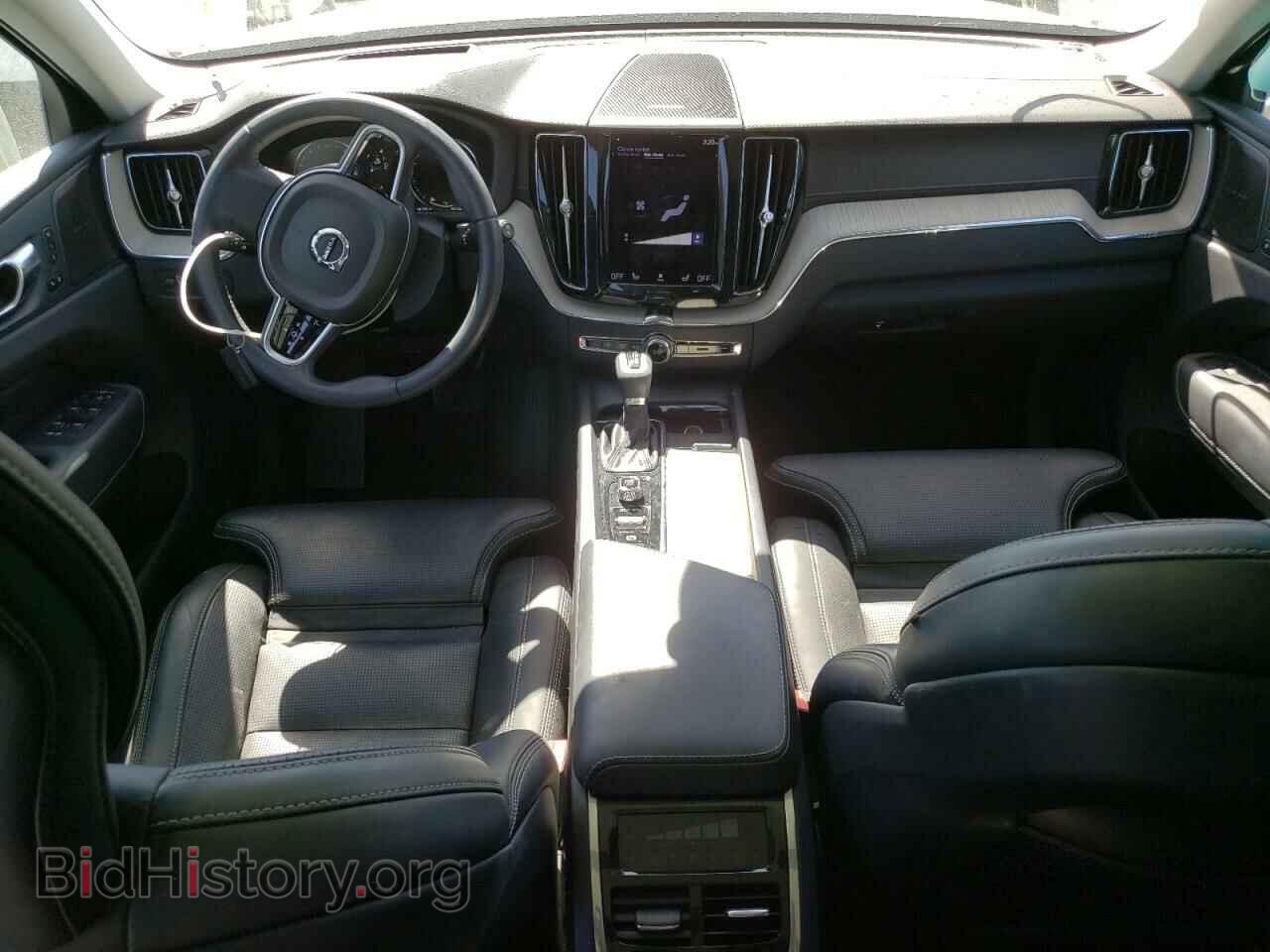 2021 VOLVO XC60 - VIN: YV4102RL5M1753680 - Фото 8