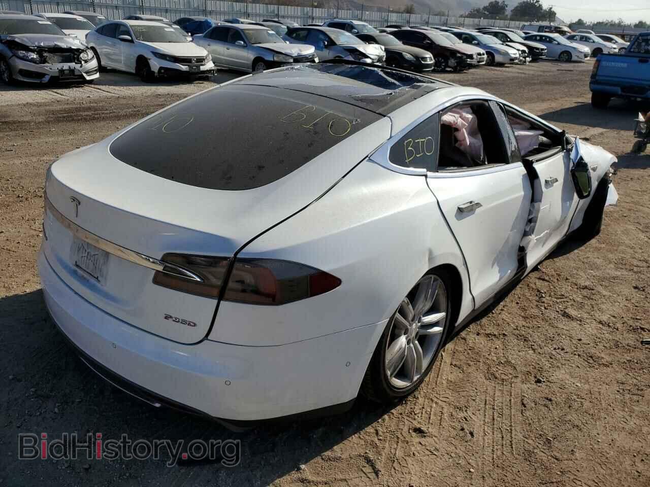 2015 TESLA MODEL S - VIN: 5YJSA1H28FFP73729 - Фото 4