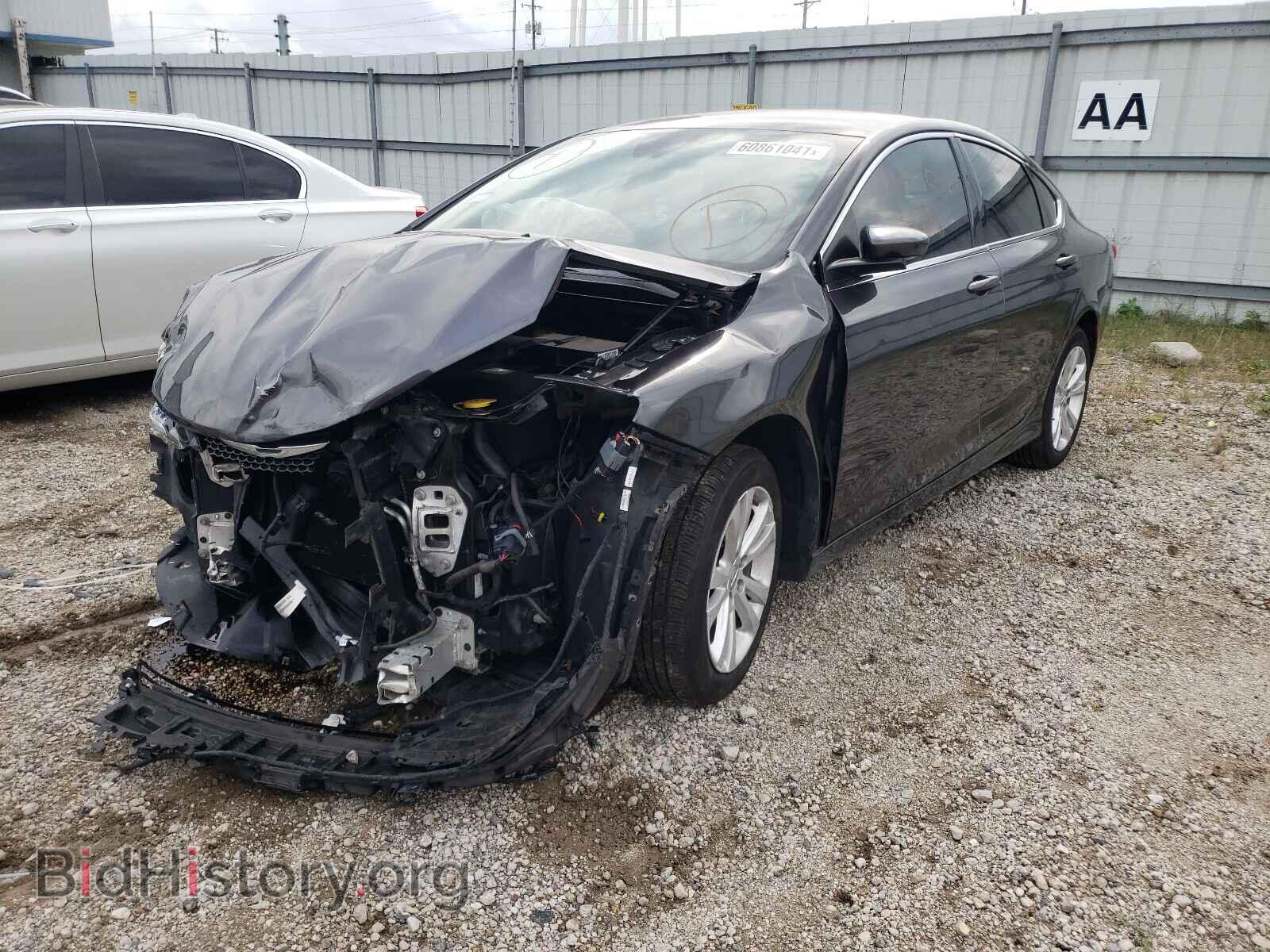 2015 CHRYSLER 200 - VIN: 1C3CCCAB5FN720920 - Photo 2