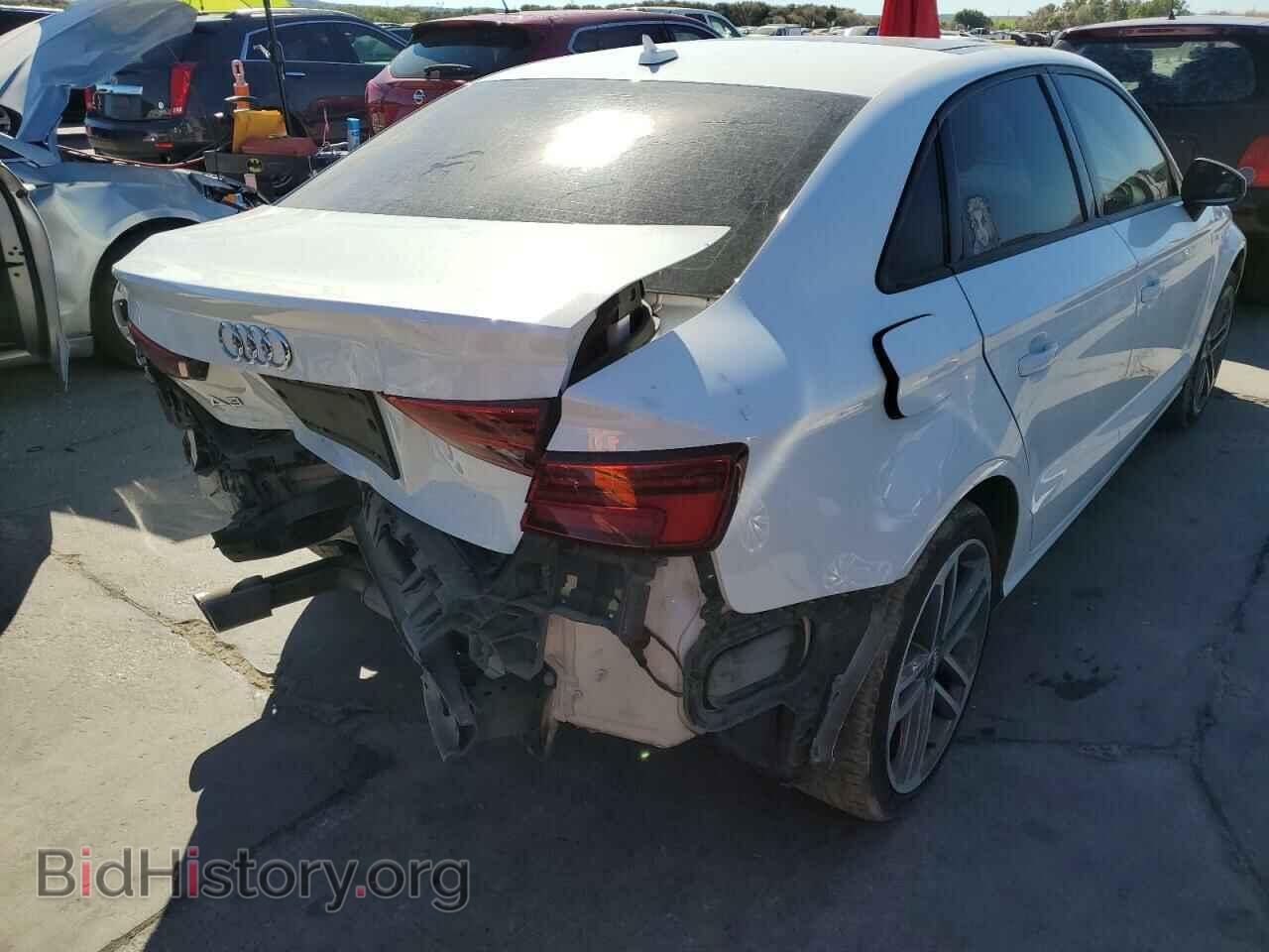2018 AUDI A3 - VIN: WAUAUGFF2J1032101 - Фото 4