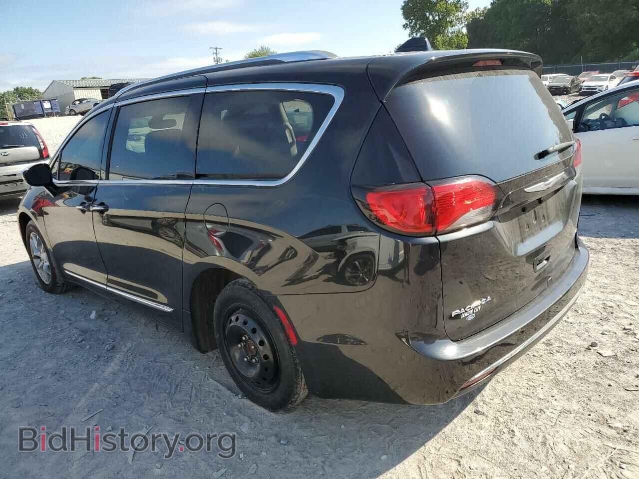 2019 CHRYSLER PACIFICA - VIN: 2C4RC1GG6KR745934 - Фото 2