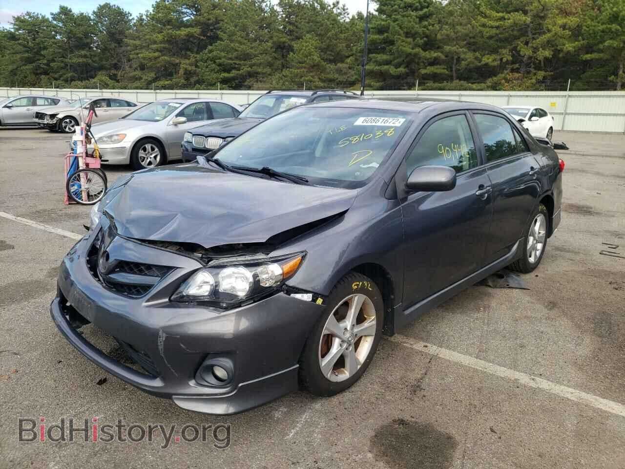 2011 TOYOTA COROLLA - VIN: 2T1BU4EEXBC581038 - Фото 2