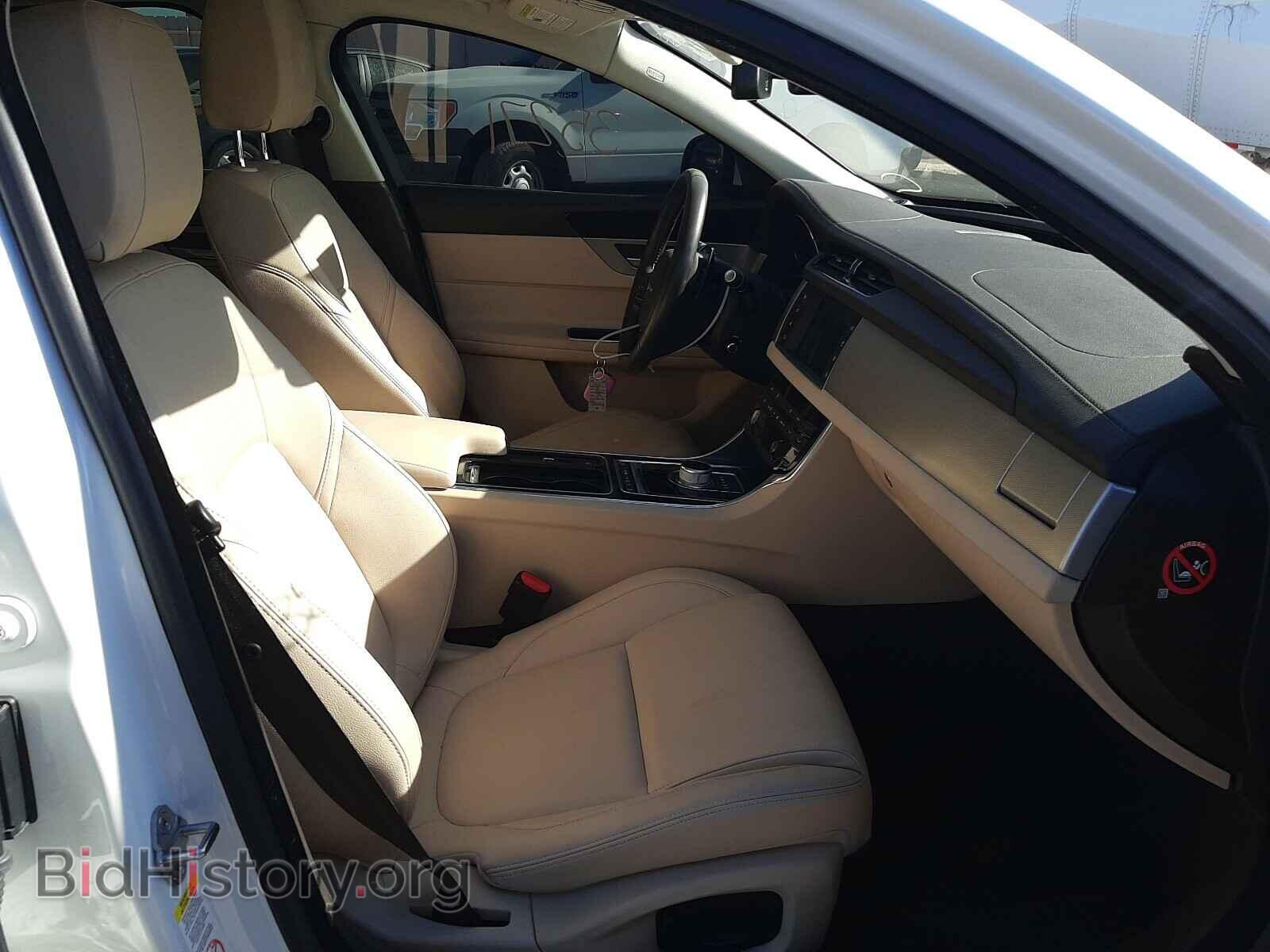 2016 JAGUAR XF - VIN: SAJBD4BVXGCY08976 - Фото 5