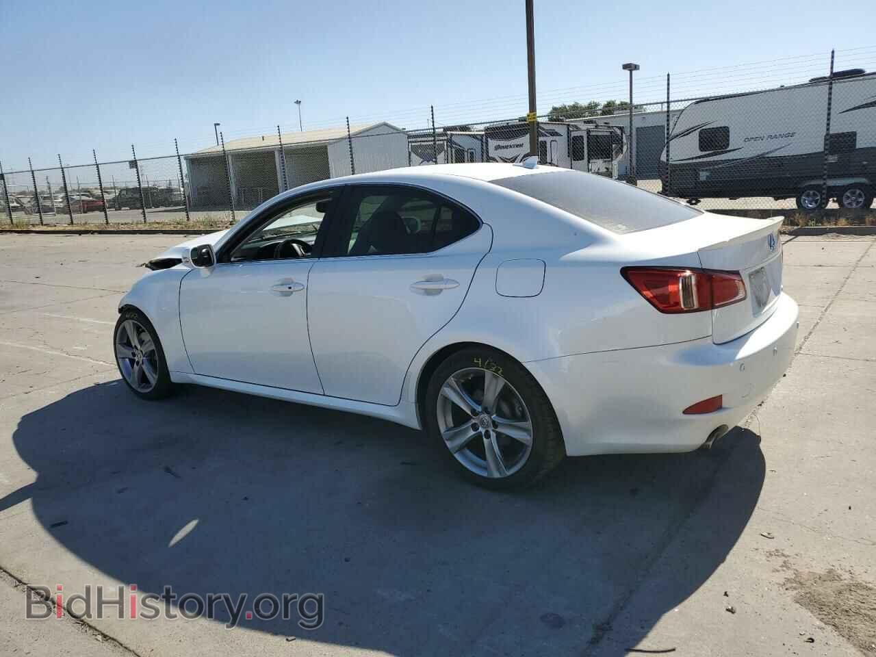 2011 LEXUS IS - VIN: JTHBF5C24B5133060 - Фото 2
