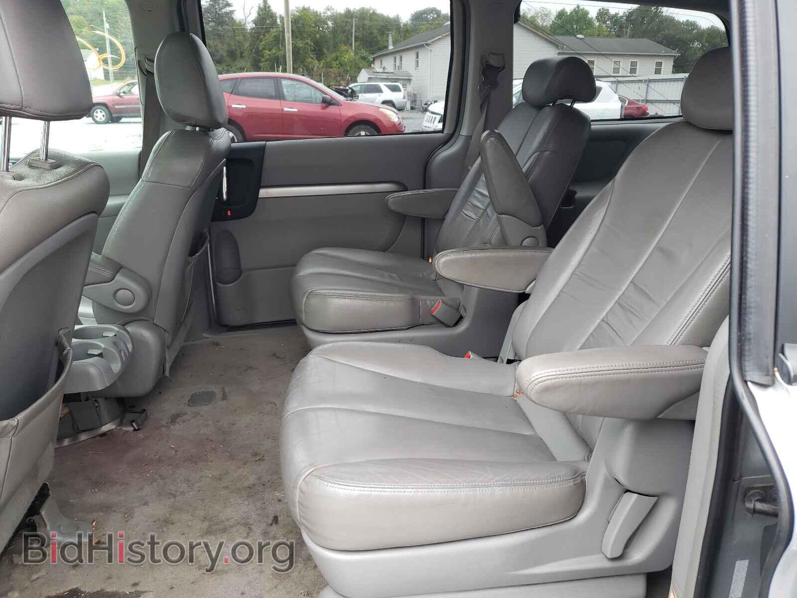 2007 HYUNDAI ENTOURAGE - VIN: KNDMC233176016130 - Фото 6