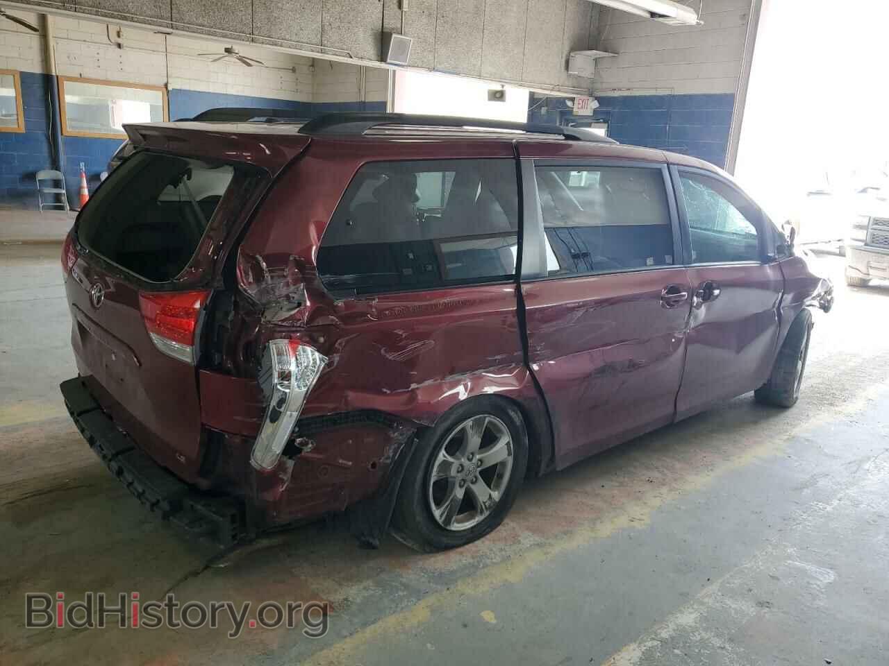 2011 TOYOTA All Models - VIN: 5TDKK3DC6BS159694 - Фото 3