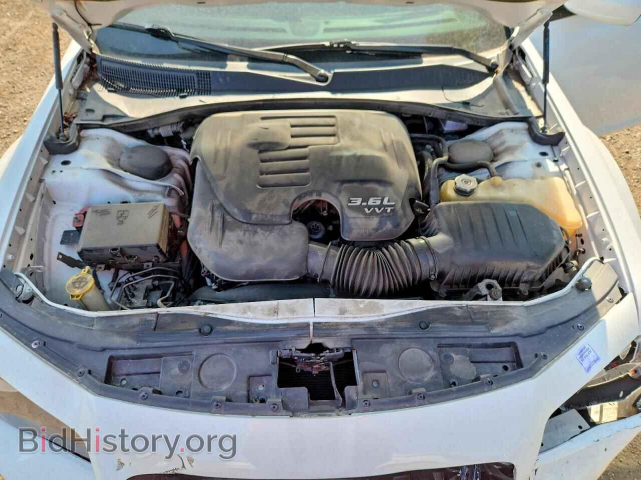 2019 CHRYSLER 300 - VIN: 2C3CCAGG7KH640576 - Photo 11