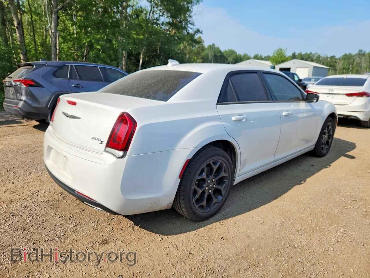 2019 CHRYSLER 300 - VIN: 2C3CCAGG7KH640576 - Photo 3