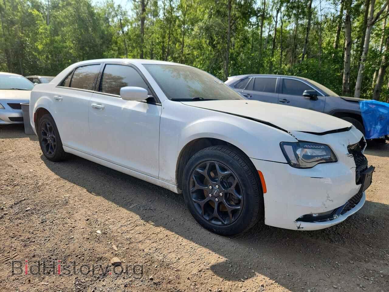 2019 CHRYSLER 300 - VIN: 2C3CCAGG7KH640576 - Photo 4