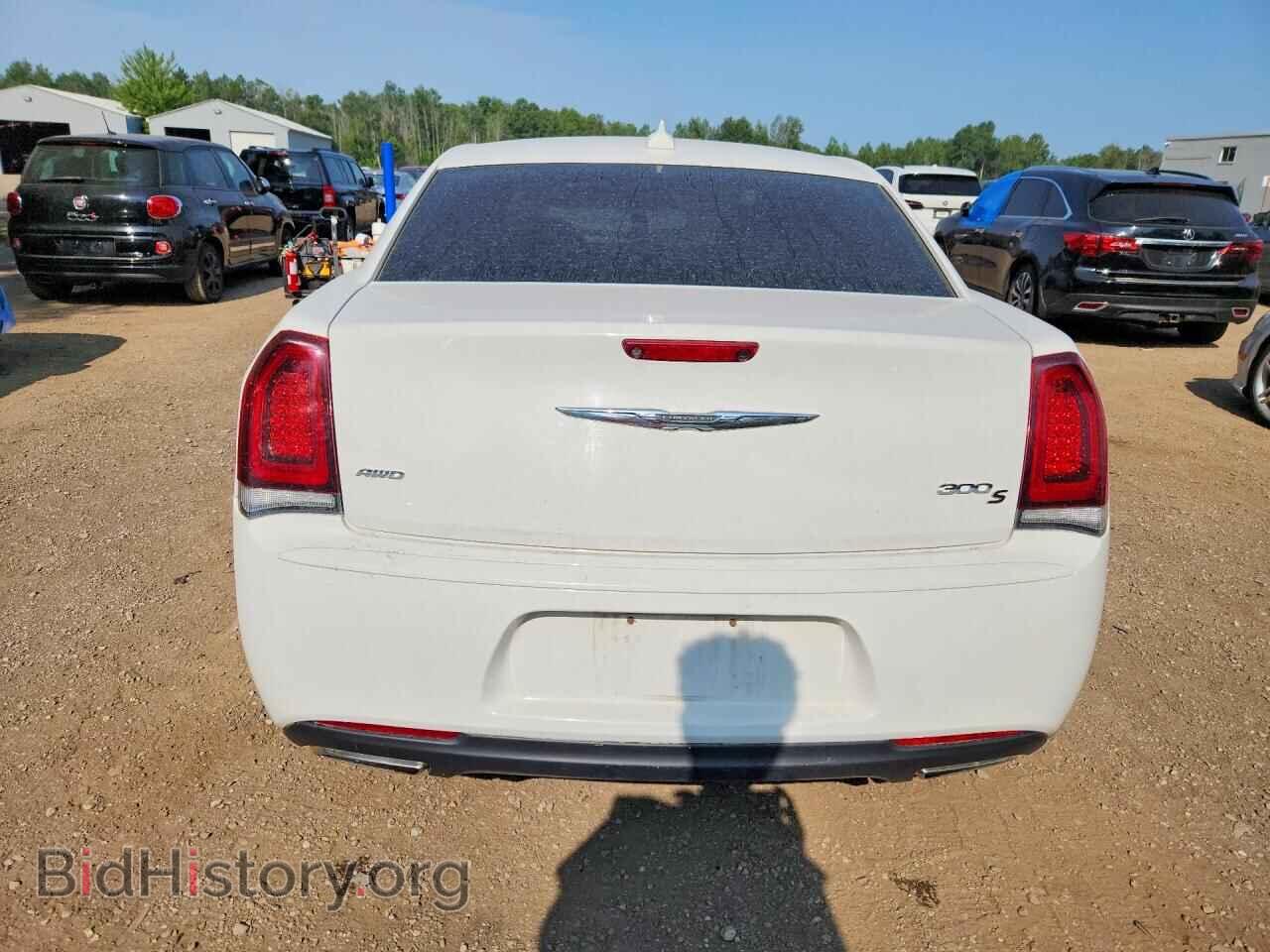 2019 CHRYSLER 300 - VIN: 2C3CCAGG7KH640576 - Photo 6