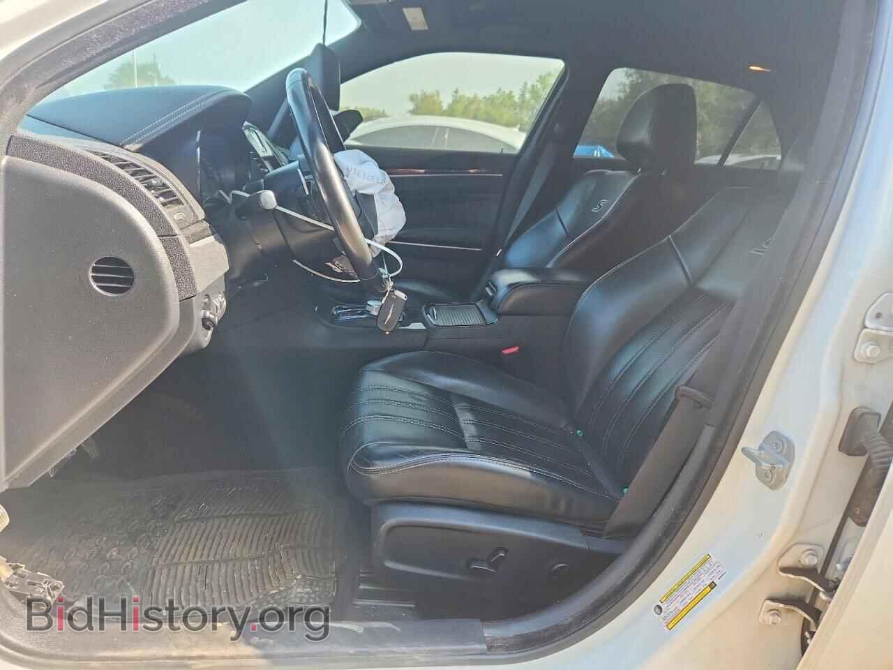 2019 CHRYSLER 300 - VIN: 2C3CCAGG7KH640576 - Photo 7