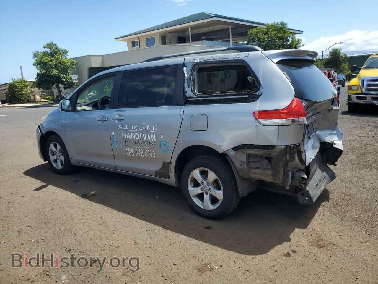 2011 TOYOTA All Models - VIN: 5TDKK3DC6BS125464 - Фото 2