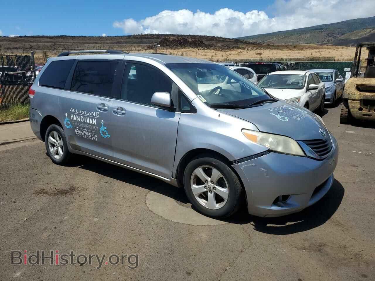 2011 TOYOTA All Models - VIN: 5TDKK3DC6BS125464 - Фото 4