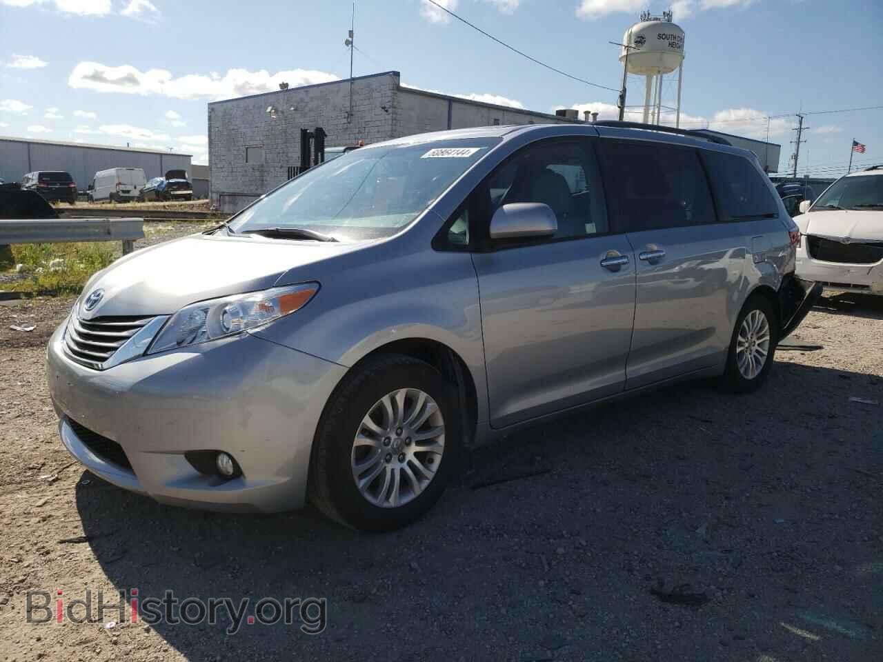 Photo 5TDYZ3DC3HS769096 - TOYOTA All Models 2017
