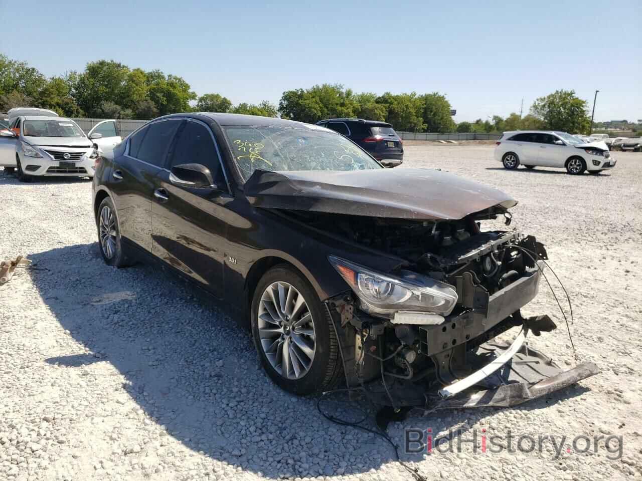 Photo JN1EV7AP8JM351750 - INFINITI Q50 2018