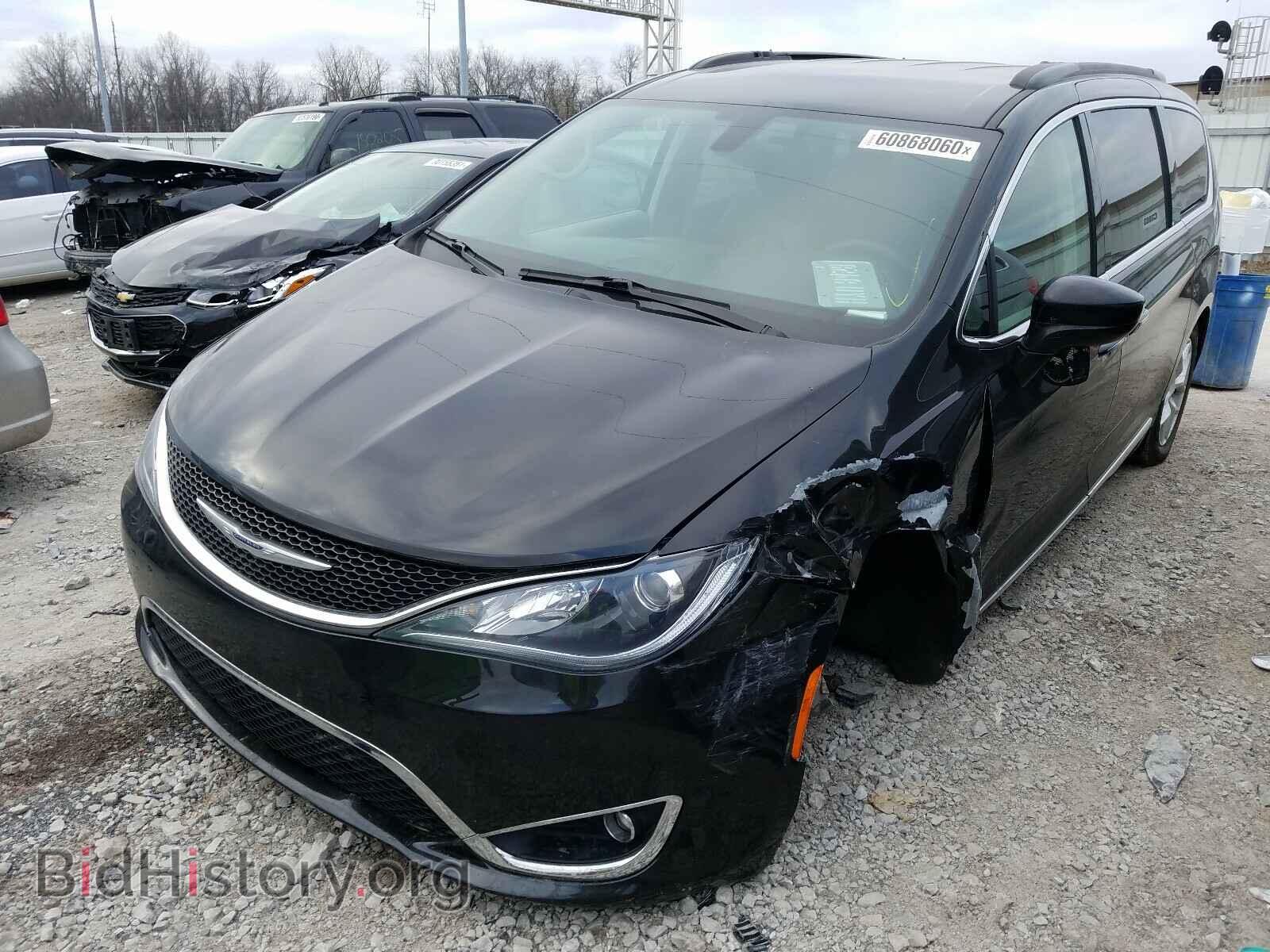 2017 CHRYSLER PACIFICA - VIN: 2C4RC1BG8HR820990 - Фото 2