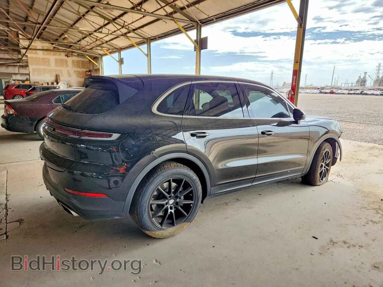 2024 PORSCHE CAYENNE - VIN: WP1AA2AY6RDA10196 - Photo 3
