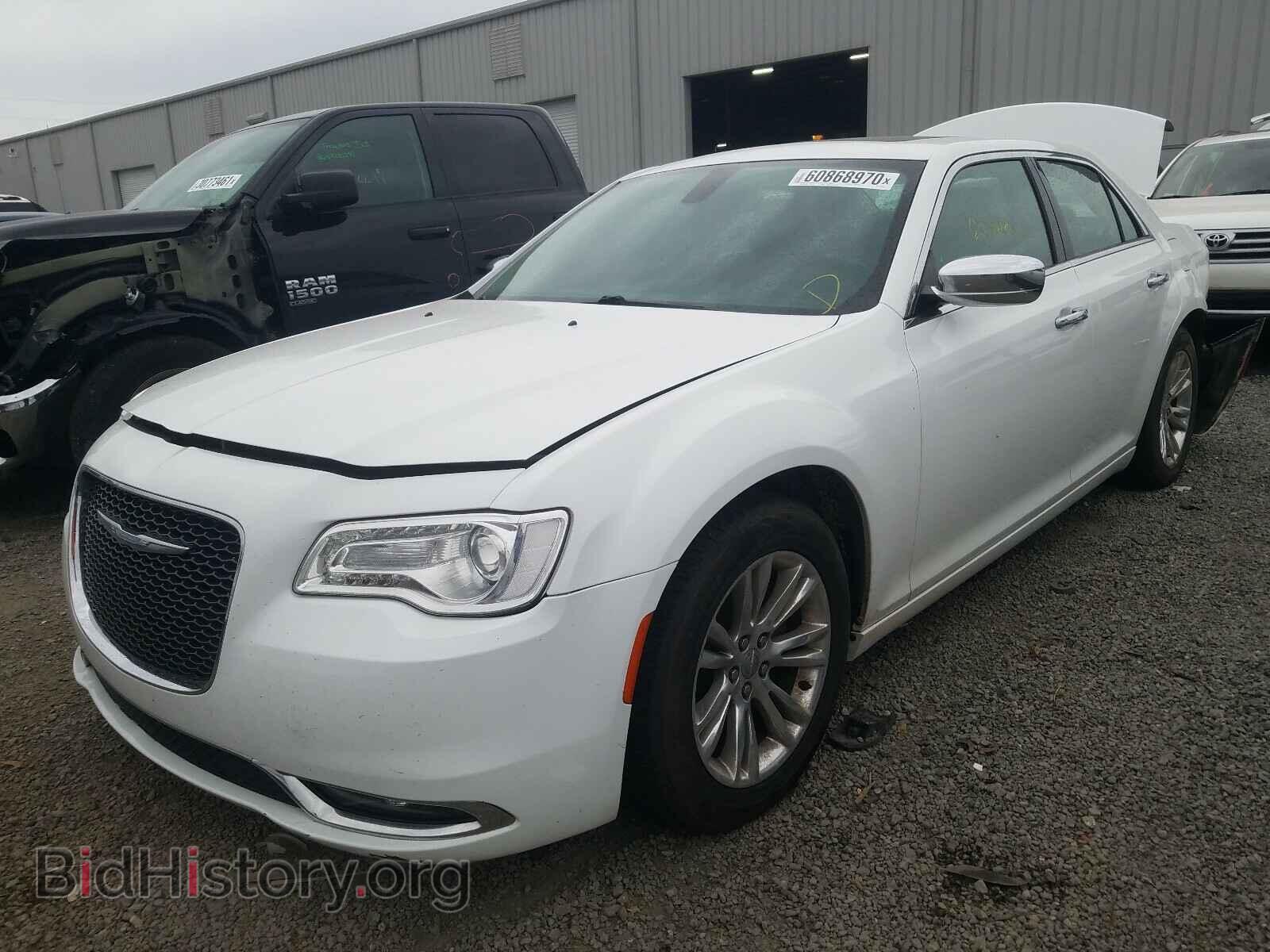 2017 CHRYSLER 300 - VIN: 2C3CCAEG3HH549977 - Фото 2