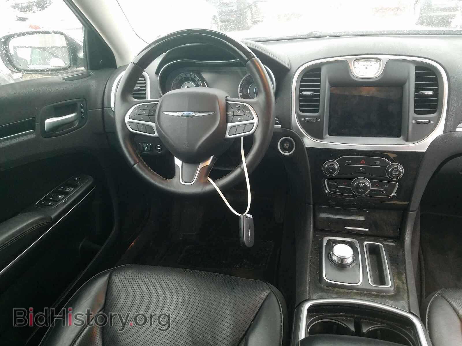 2017 CHRYSLER 300 - VIN: 2C3CCAEG3HH549977 - Фото 9