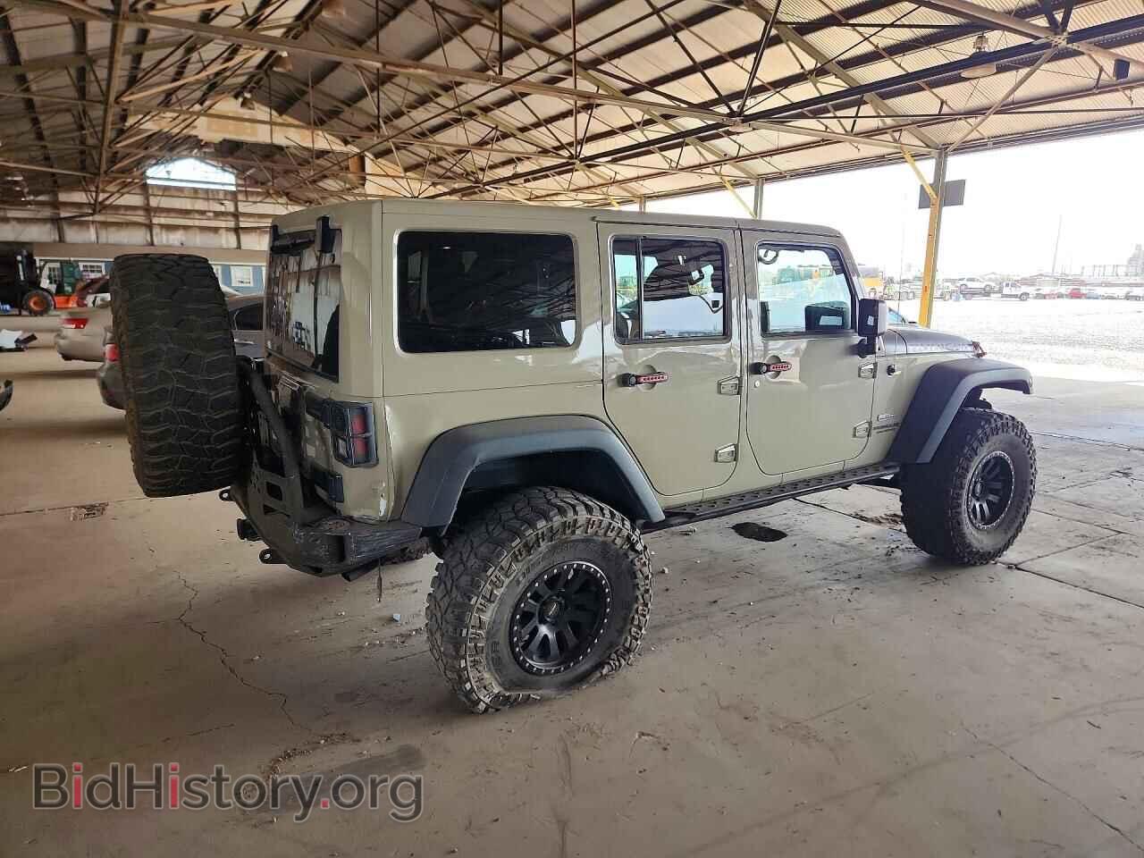 2017 JEEP WRANGLER - VIN: 1C4BJWFG1HL663133 - Фото 3