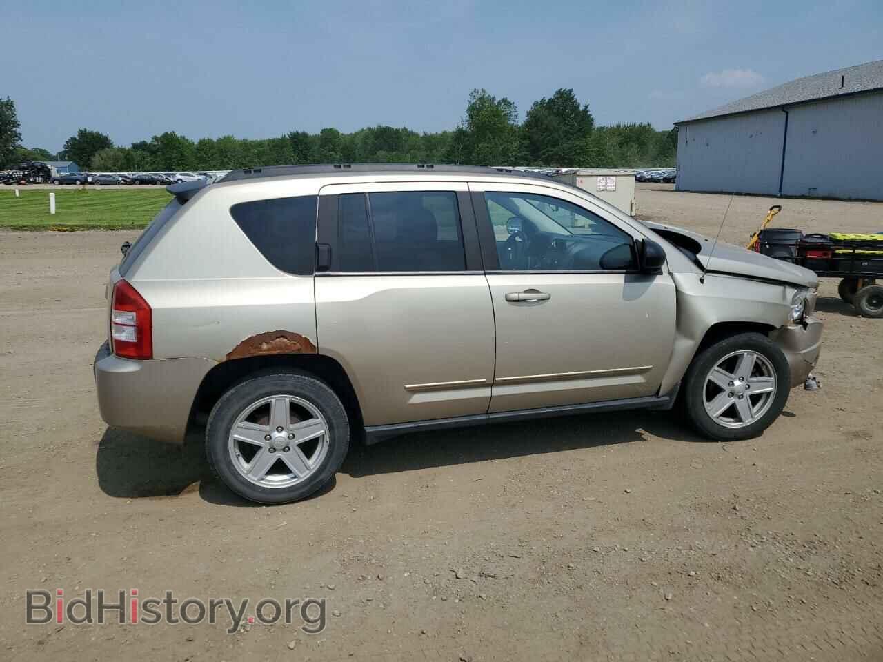 2010 JEEP COMPASS - VIN: 1J4NT4FB4AD521658 - Фото 3