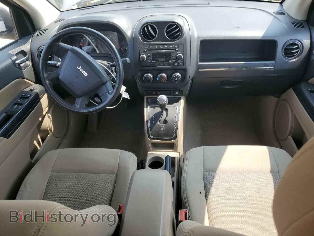 2010 JEEP COMPASS - VIN: 1J4NT4FB4AD521658 - Фото 8