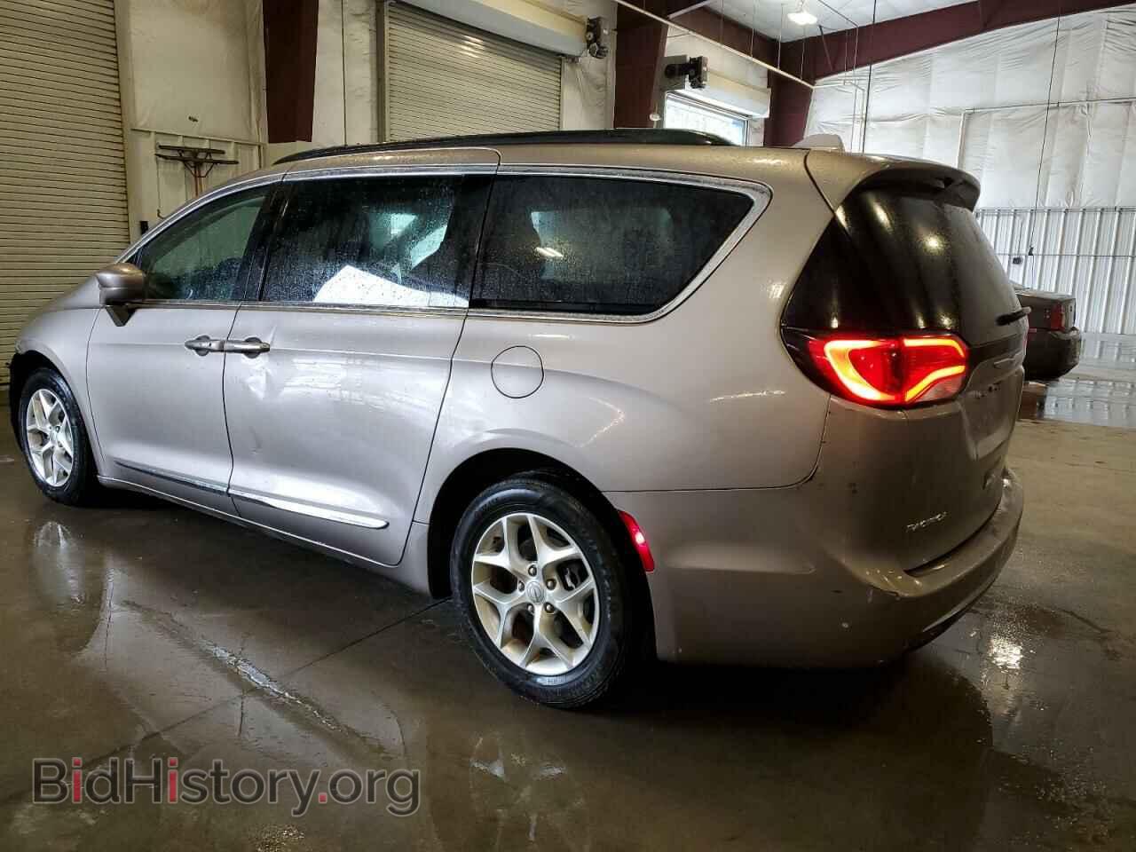 2017 CHRYSLER PACIFICA - VIN: 2C4RC1BG7HR809754 - Photo 2