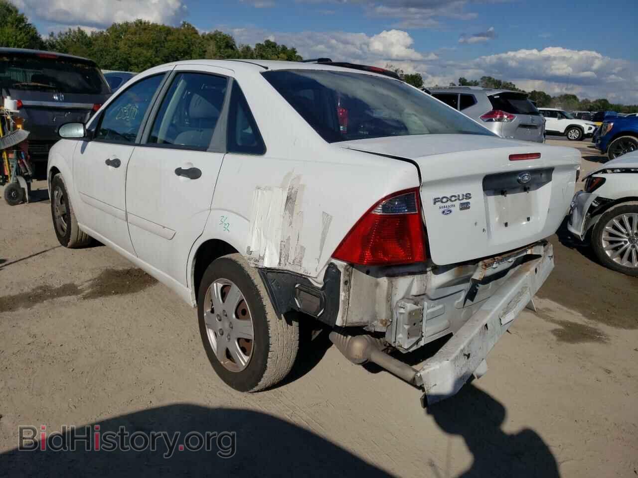 2007 FORD FOCUS - VIN: 1FAHP34N97W227187 - Фото 3