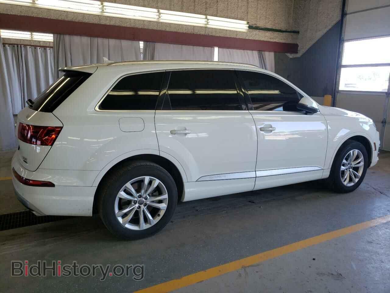 2018 AUDI Q7 - VIN: WA1LAAF73JD018677 - Фото 3