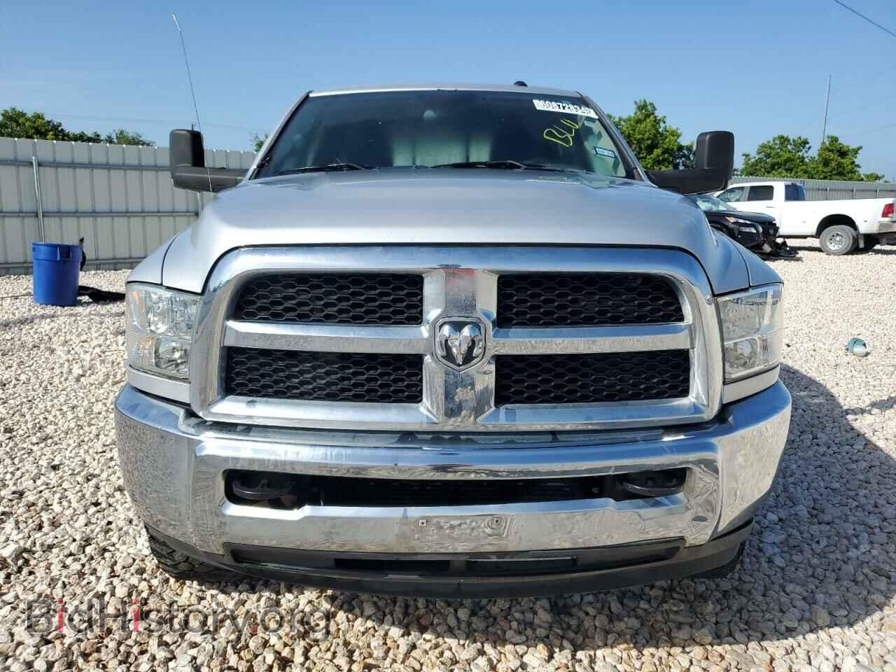 2017 RAM All Models - VIN: 3C6UR5DL8HG651870 - Photo 5