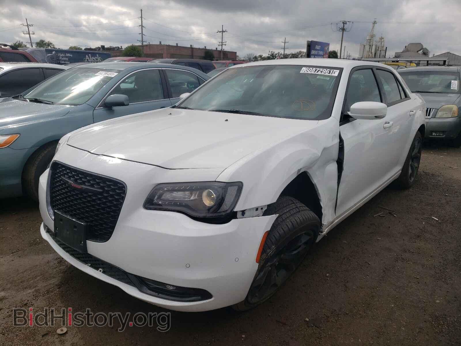 2021 CHRYSLER 300 - VIN: 2C3CCABG7MH545879 - Фото 2