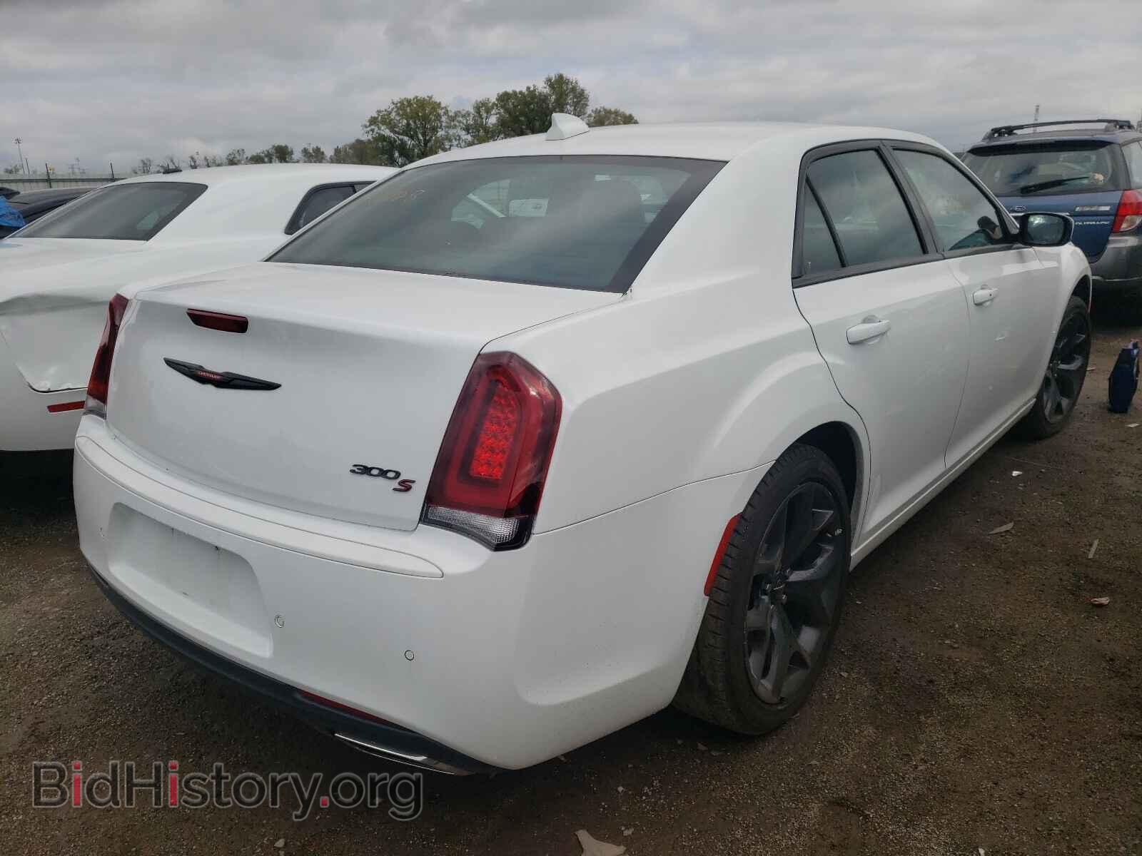 2021 CHRYSLER 300 - VIN: 2C3CCABG7MH545879 - Фото 4