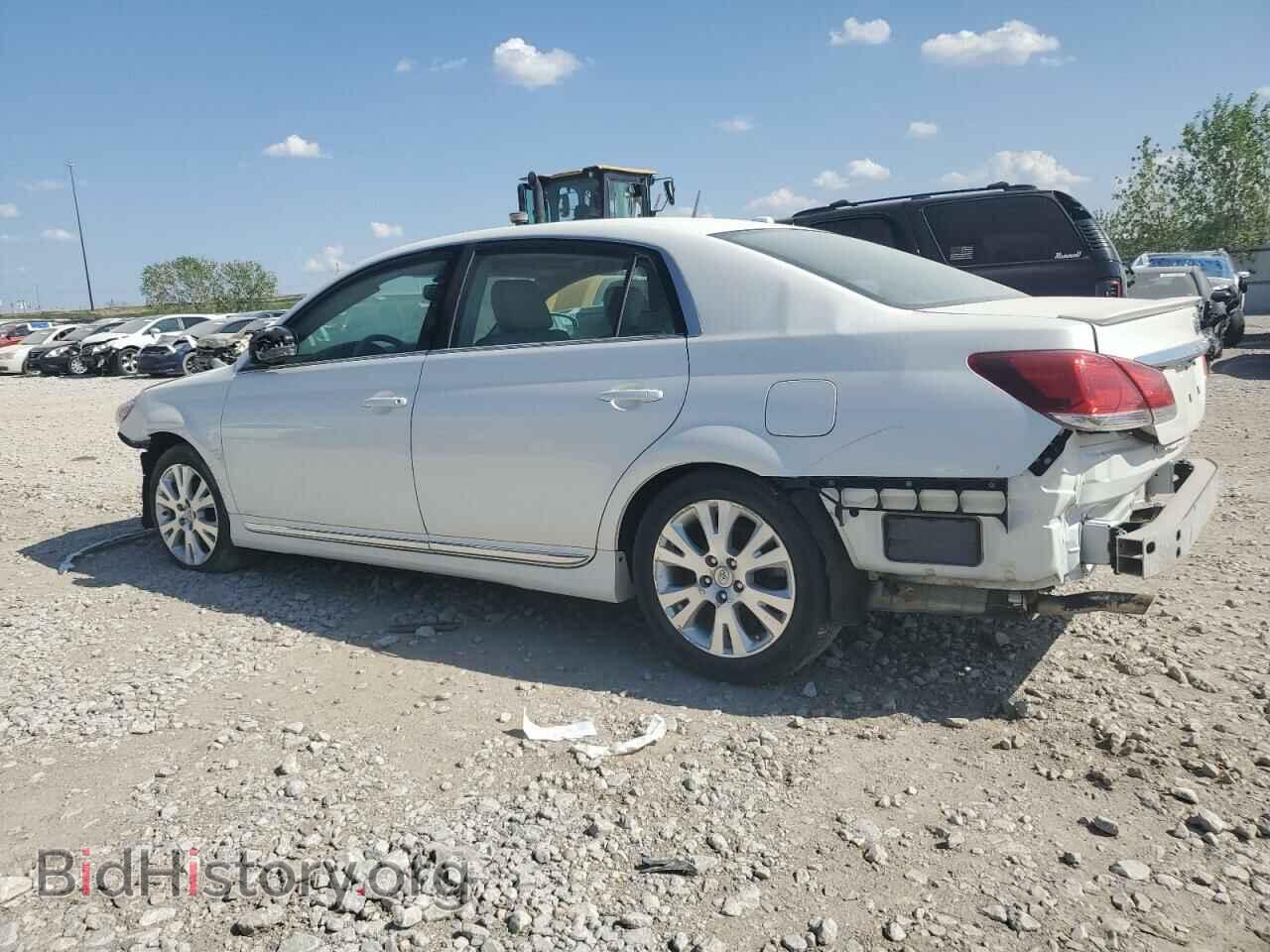2011 TOYOTA AVALON - VIN: 4T1BK3DB4BU422411 - Фото 2