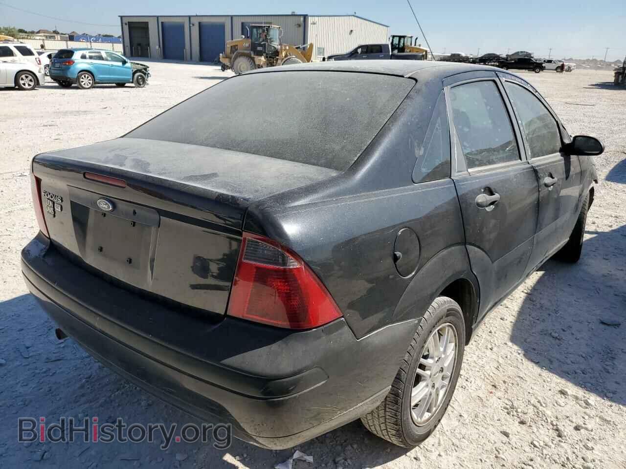 2007 FORD FOCUS - VIN: 1FAFP34N17W203618 - Фото 4