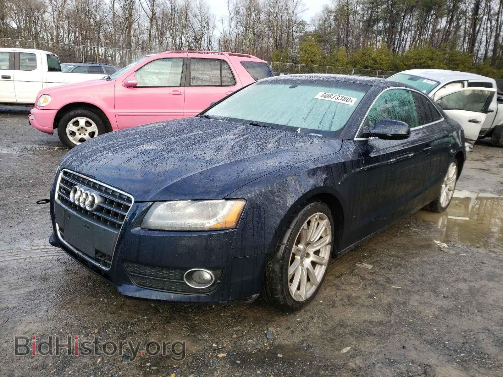 2011 AUDI A5 - VIN: WAULFAFR8BA056754 - Фото 2