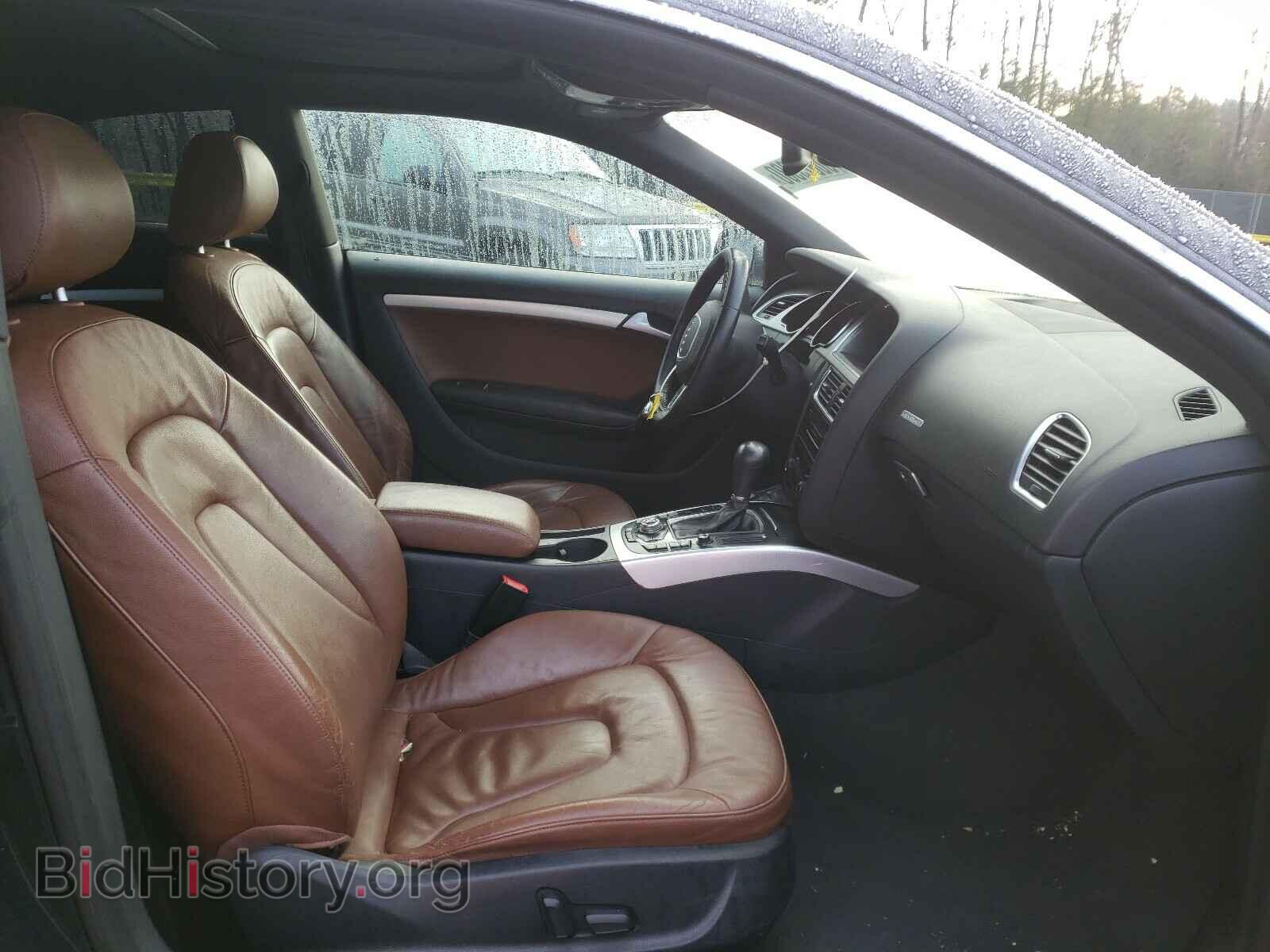 2011 AUDI A5 - VIN: WAULFAFR8BA056754 - Фото 5