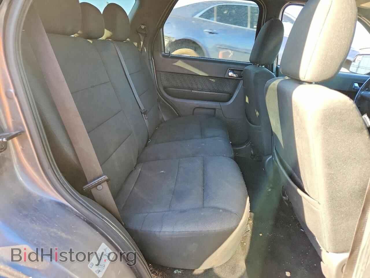 2011 FORD ESCAPE - VIN: 1FMCU0D74BKA14558 - Фото 11
