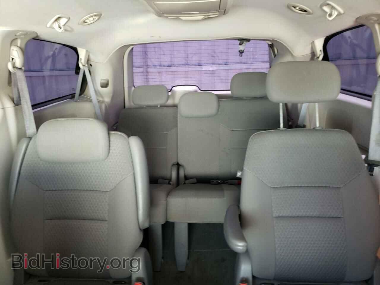 2008 CHRYSLER MINIVAN - VIN: 2A8HR54P18R731902 - Фото 10