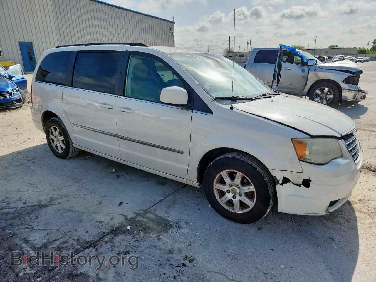 2010 CHRYSLER MINIVAN - VIN: 2A4RR5D10AR183110 - Фото 4