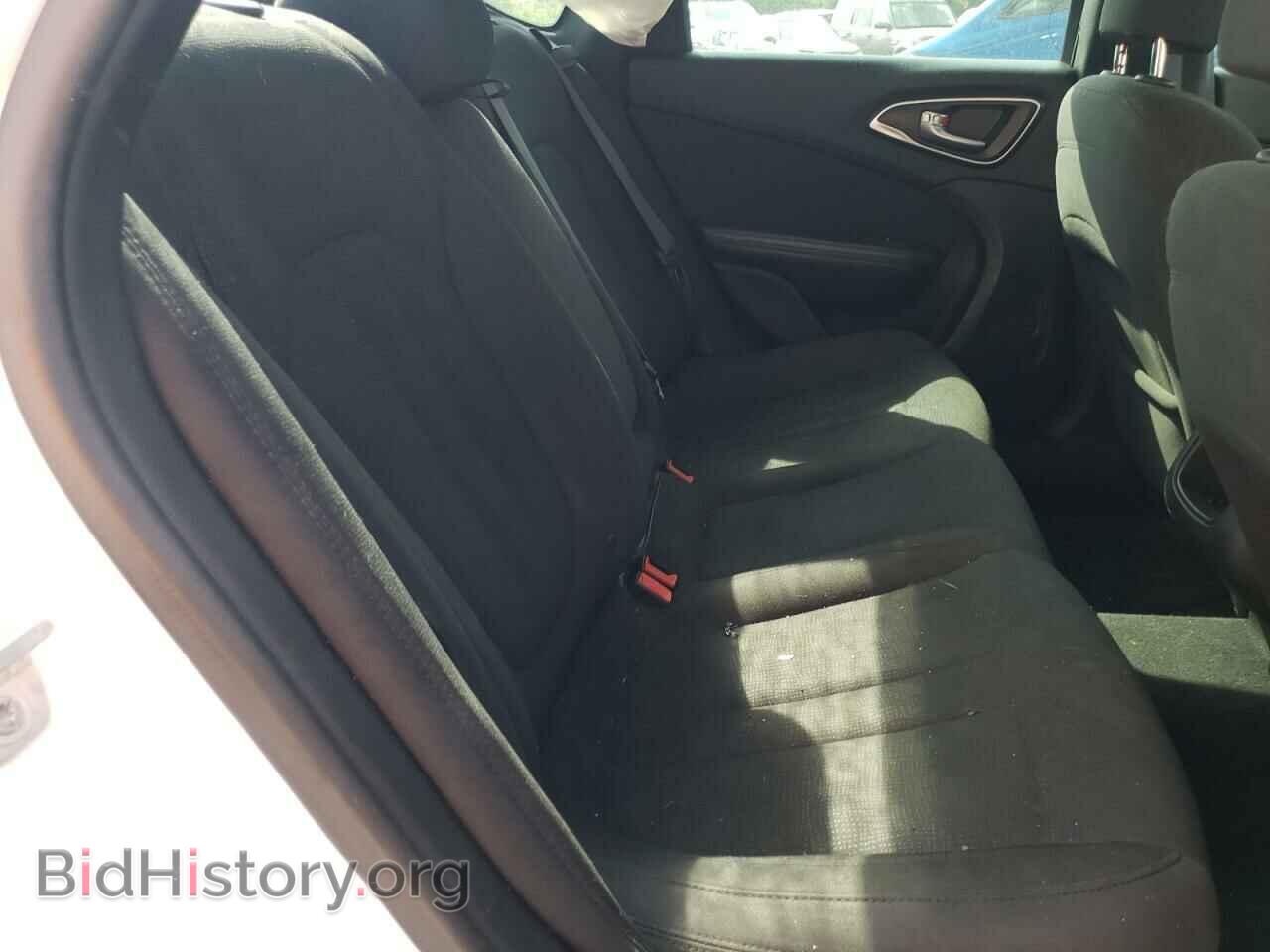 2015 CHRYSLER 200 - VIN: 1C3CCCAB8FN597243 - Фото 10