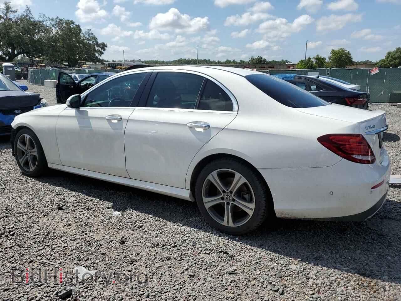 2018 MERCEDES-BENZ E-CLASS - VIN: WDDZF4JB7JA306191 - Фото 2