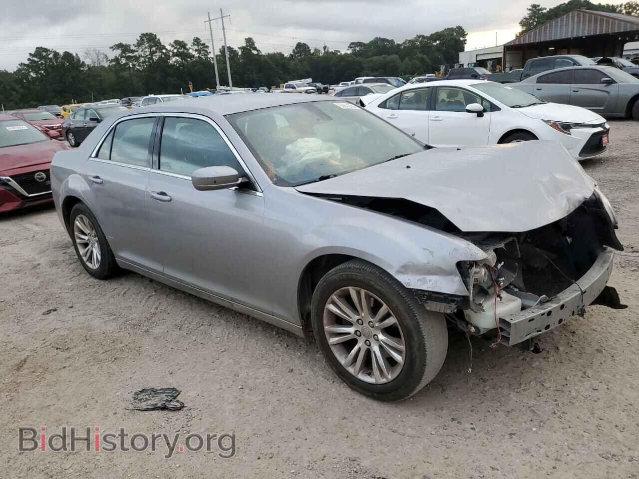 2017 CHRYSLER 300 - VIN: 2C3CCAAG6HH506045 - Фото 4