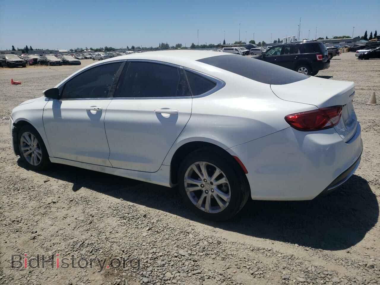 2015 CHRYSLER 200 - VIN: 1C3CCCAB9FN657496 - Photo 2
