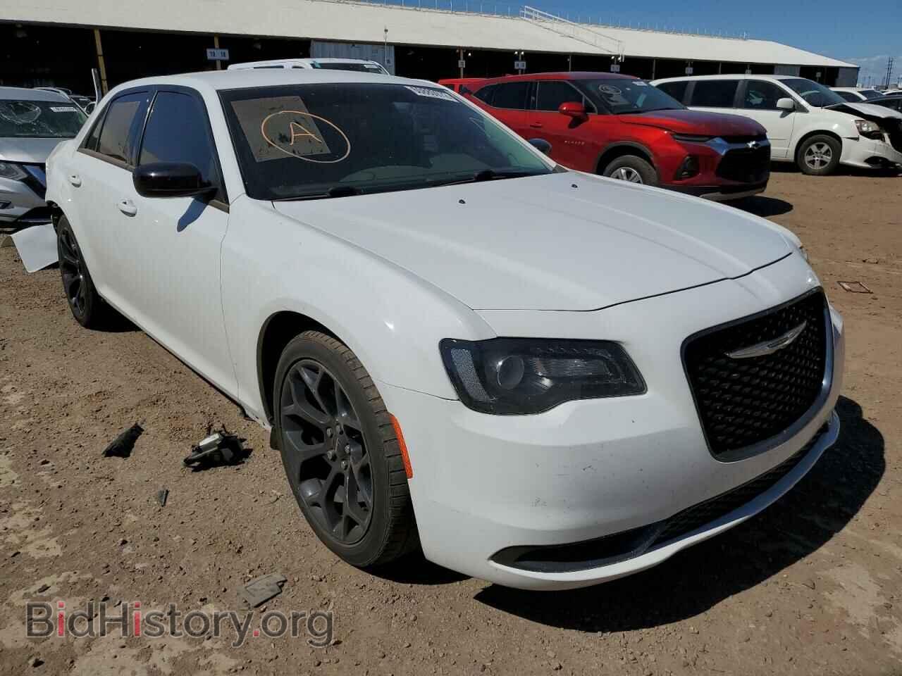 Photo 2C3CCAAG6KH729063 - CHRYSLER 300 2019