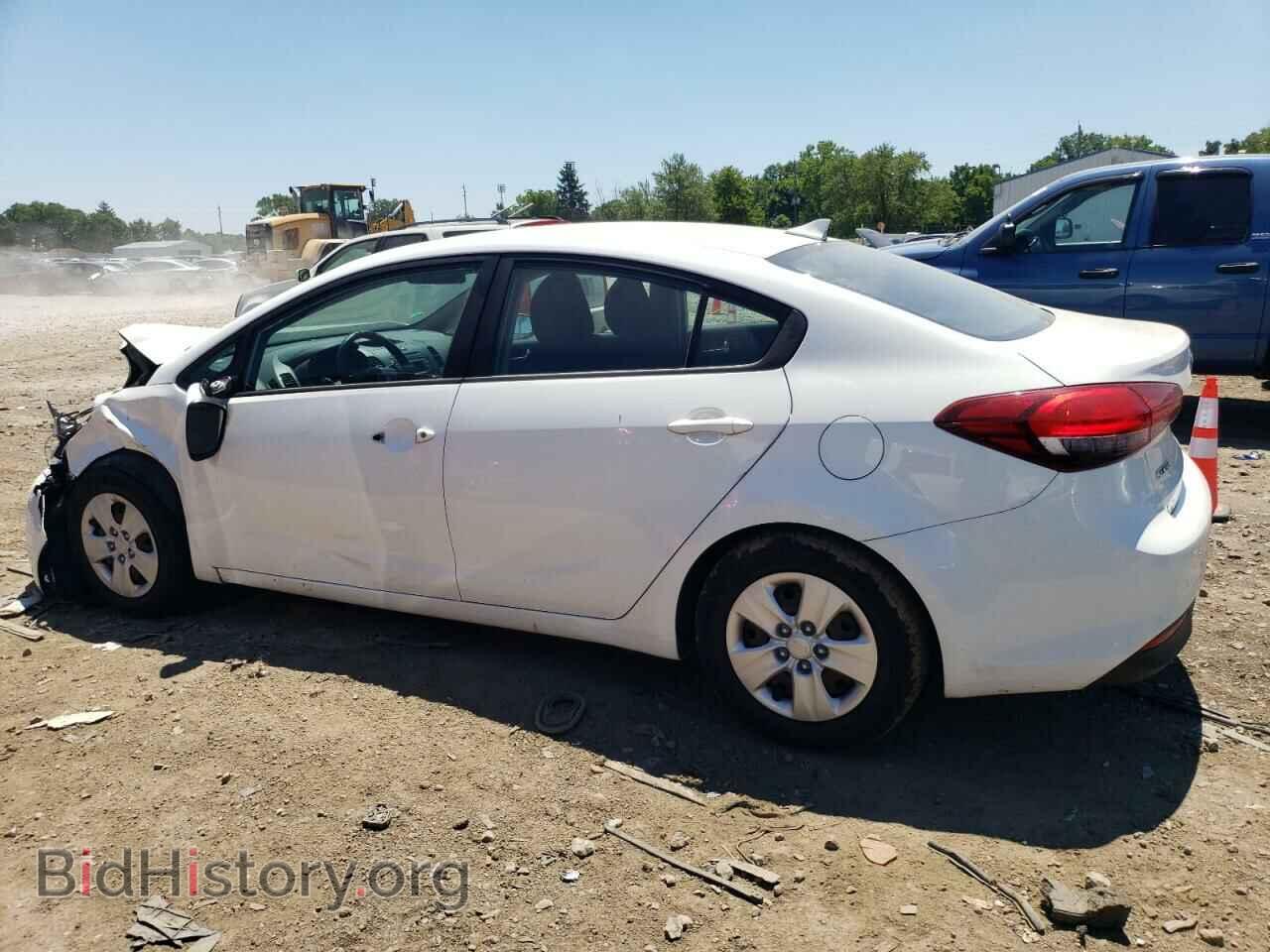 2017 KIA FORTE - VIN: 3KPFK4A77HE084991 - Фото 2