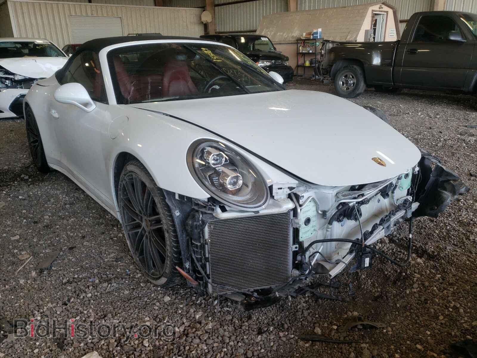 Фотография WP0CB2A93HS155769 - PORSCHE 911 2017