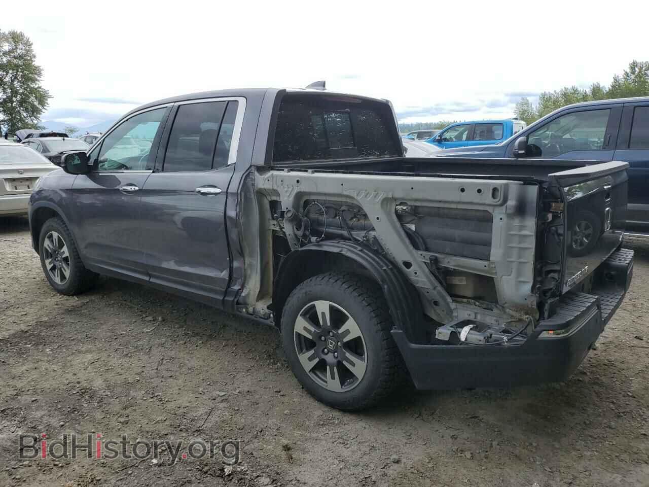 2017 HONDA RIDGELINE - VIN: 5FPYK3F76HB022737 - Фото 2